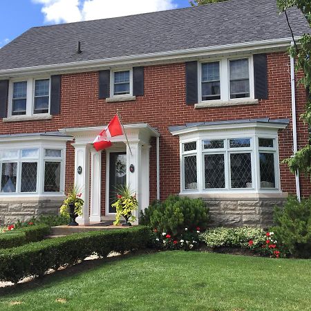 Robinsong Bed & Breakfast Thorold Екстериор снимка